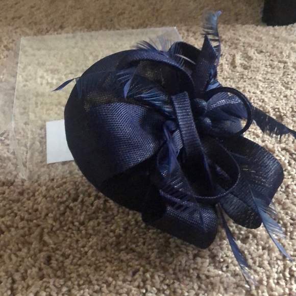 Hat - Picture 1 of 2